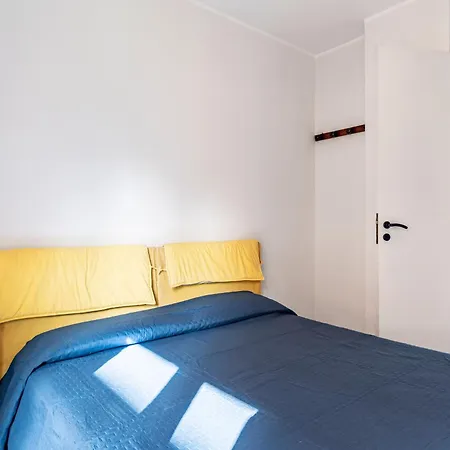 Guesthost - Casa Giovanna Lungomare Sea View
