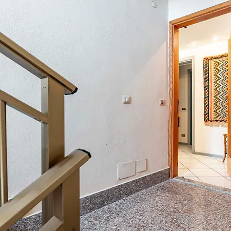 Guesthost - Casa Giovanna Lungomare Sea View Apartman *